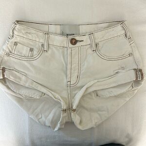 One Teaspoon bandit shorts.